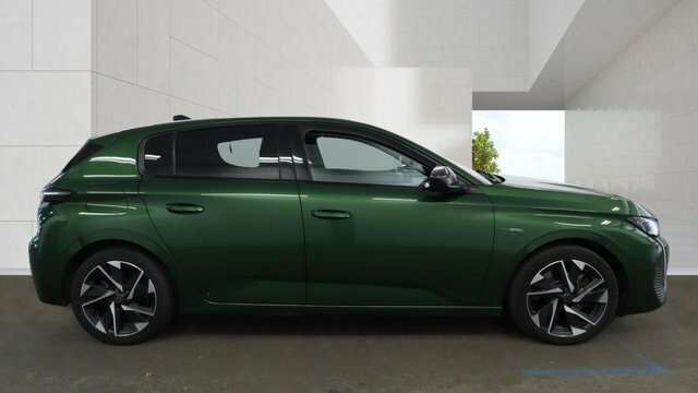 Peugeot 308 1.6 12.4Kwh Allure Premium Hatchback Pl Green #2