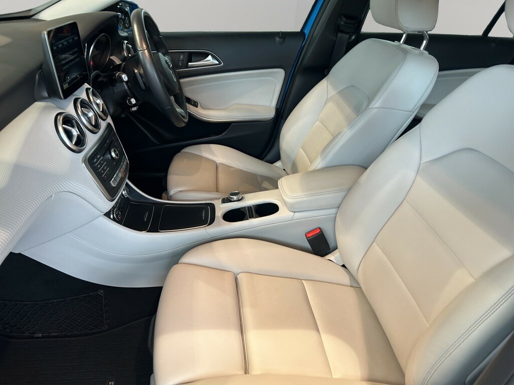 Mercedes-Benz A Class Hatchback 1.5 A180d Sport 201717 CX17UAA Blue #6