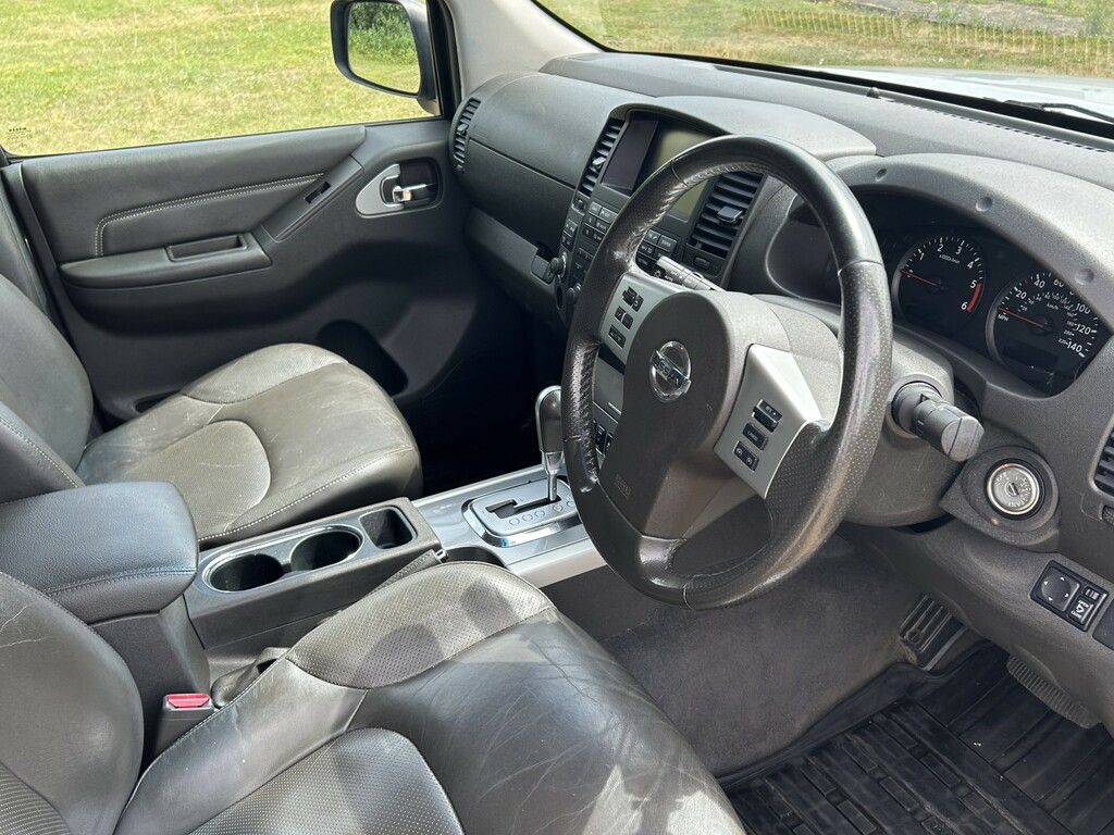 Nissan Navara Navara Salomon Dci Black #14