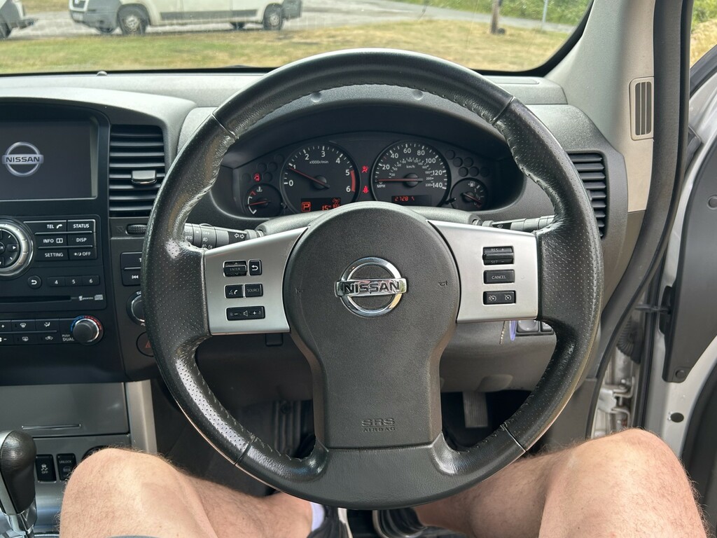 Nissan Navara Navara Salomon Dci Black #17