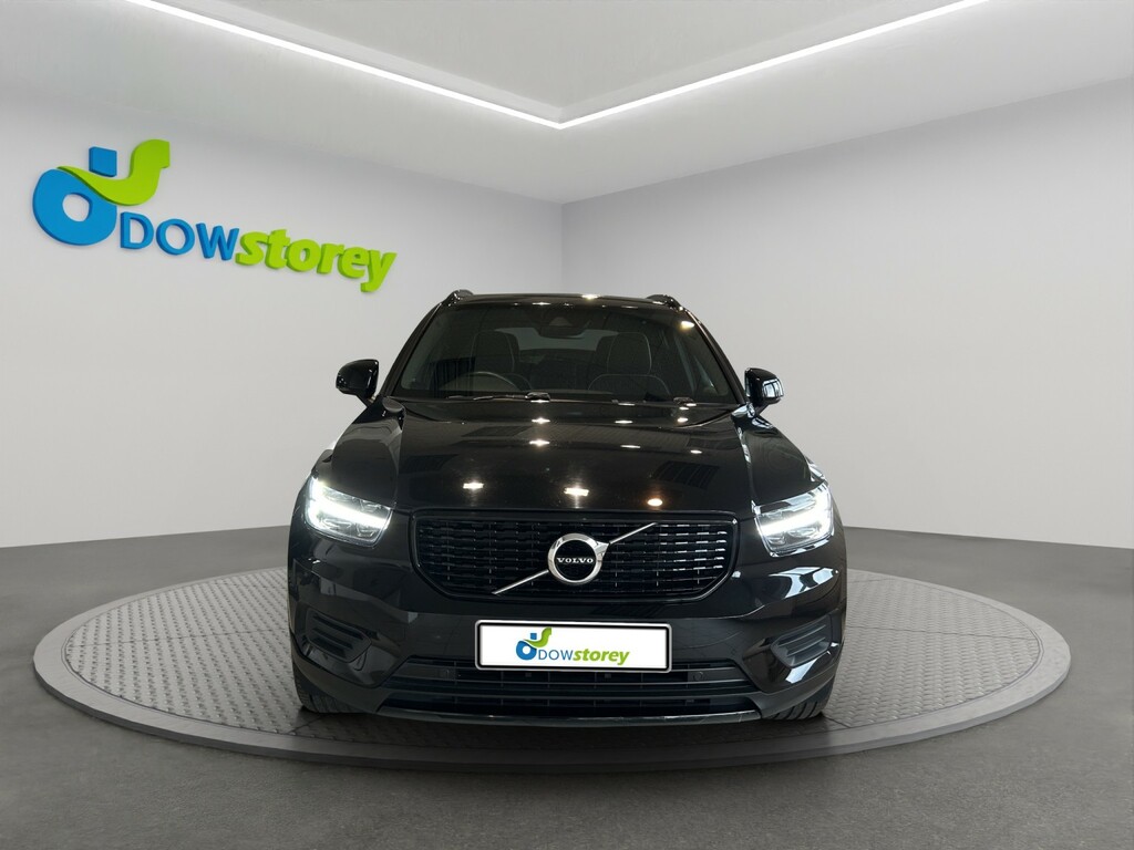 Volvo XC40 2.0 R-design B4 Black #2
