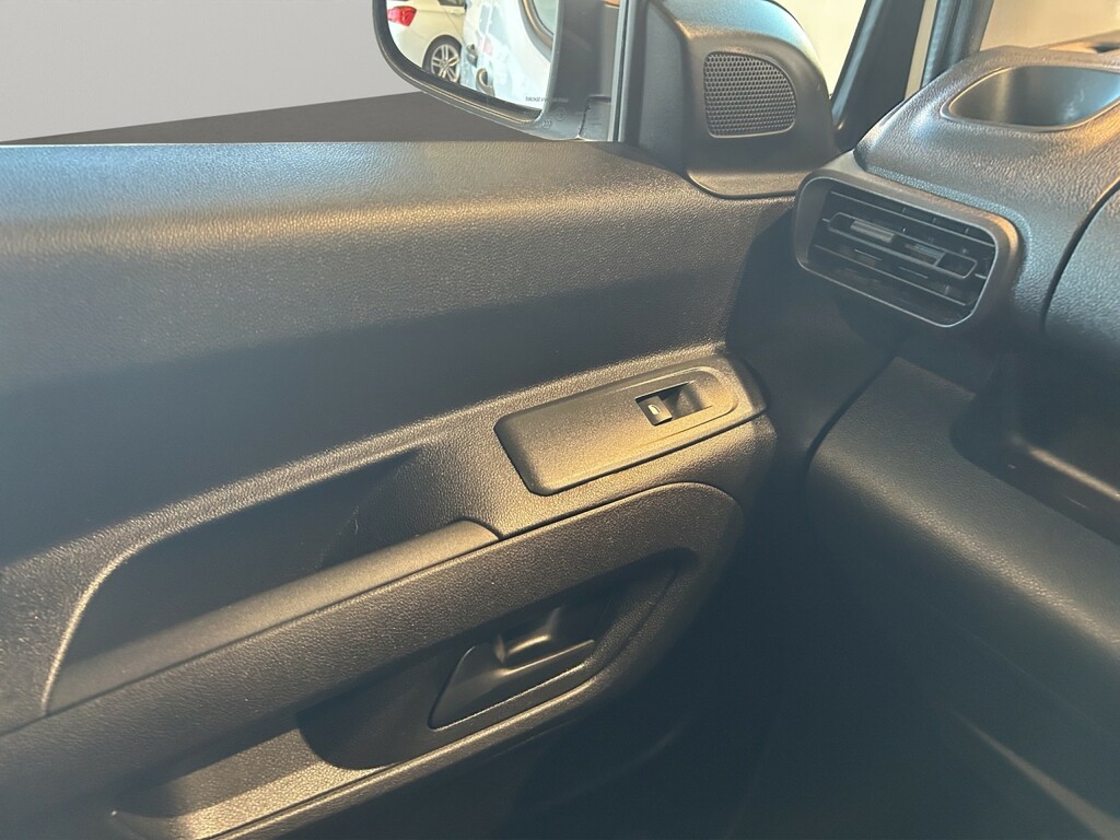 Peugeot Partner Bluehdi 1000 Professional Swb Euro 6 U6578 Ulez White #14