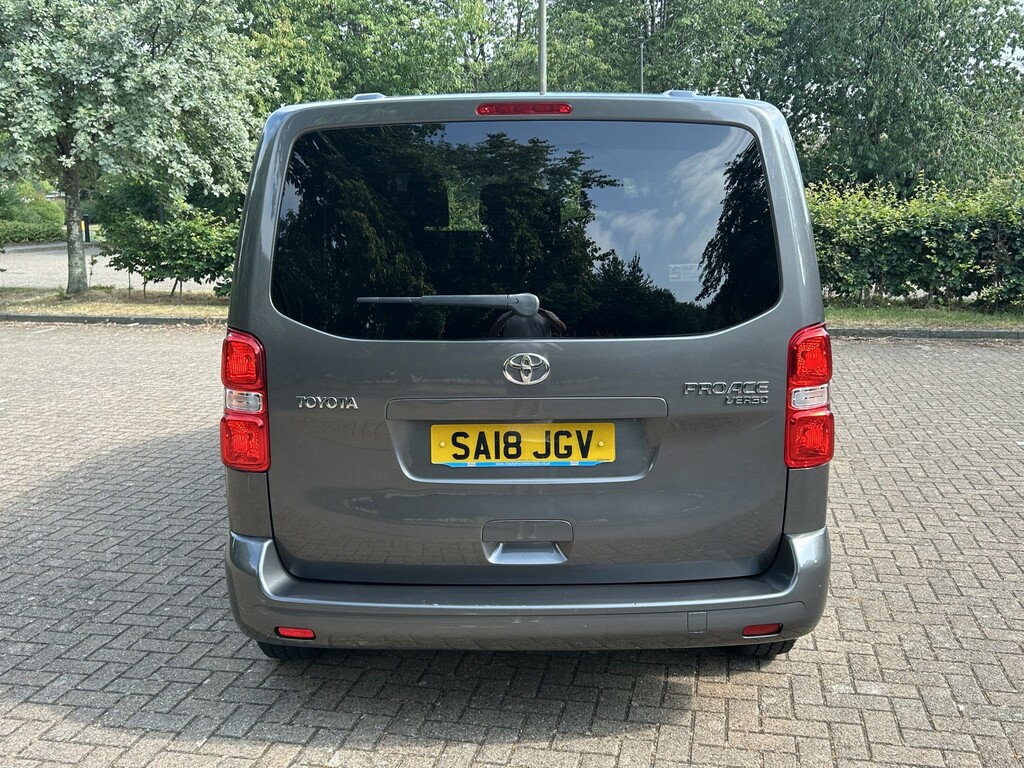 Toyota Proace Verso 2.0D Shuttle Medium Grey #8