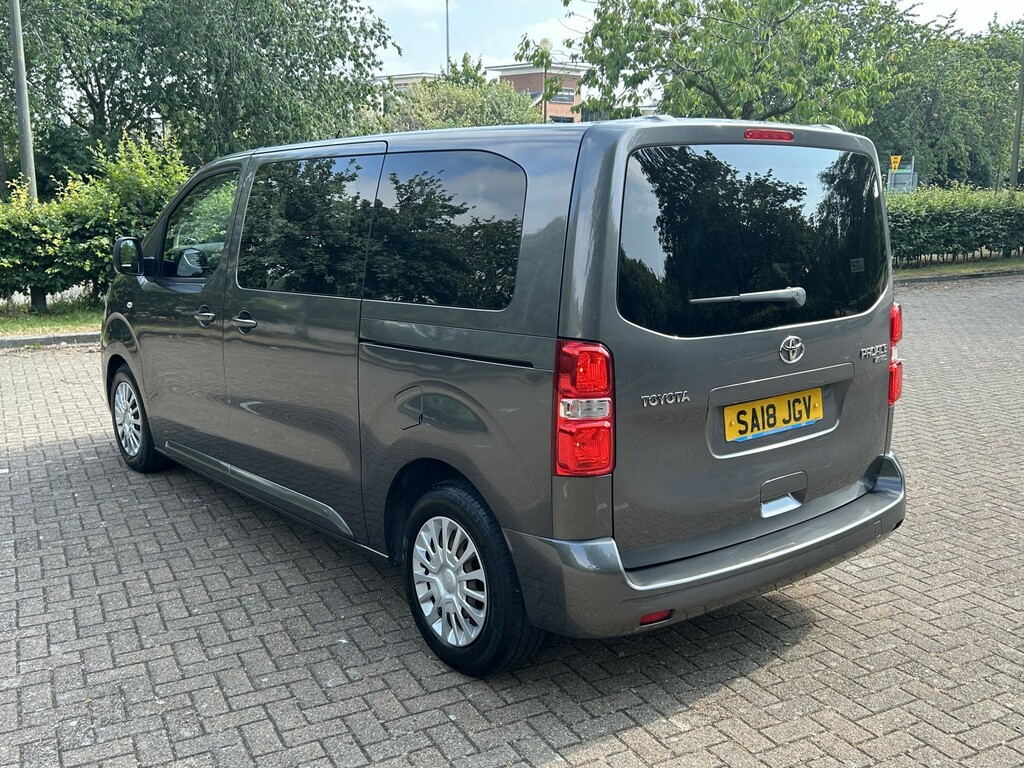 Toyota Proace Verso 2.0D Shuttle Medium Grey #11