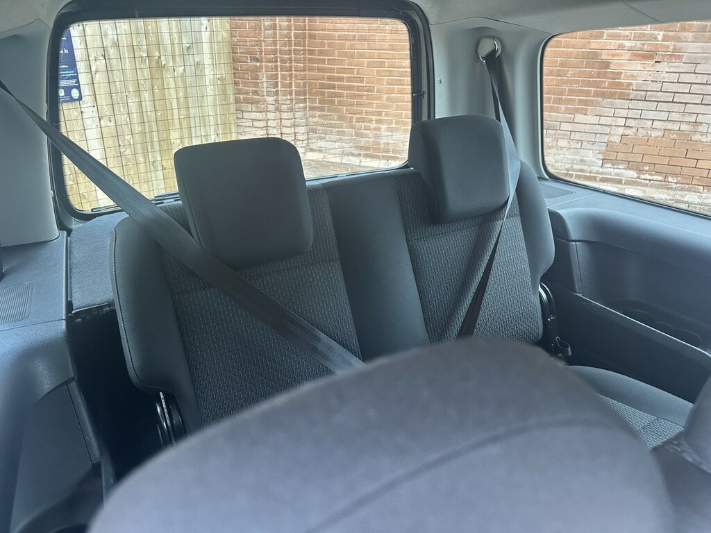 Volkswagen Caddy Maxi 2.0 Tdi C20 Maxi Grey #3