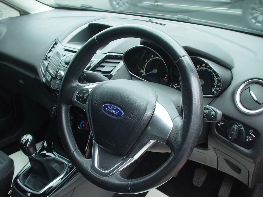 Ford Fiesta 1.6T Ecoboost St-3 Hatchback Eur Blue #24