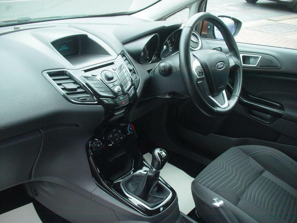 Ford Fiesta 1.6T Ecoboost St-3 Hatchback Eur Blue #20