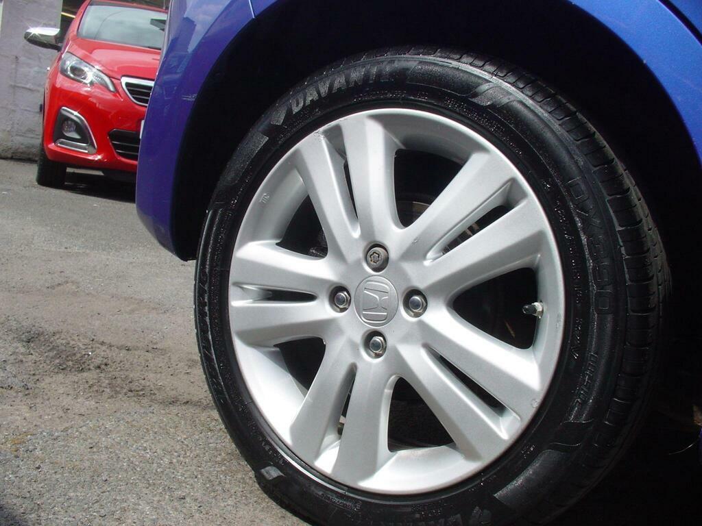 Honda Jazz 1.4 I-vtec Es Plus Silver #31