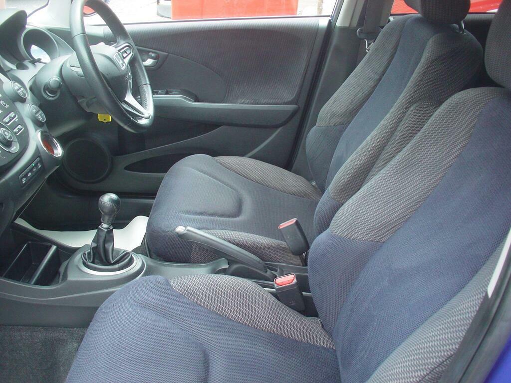 Honda Jazz 1.4 I-vtec Es Plus Silver #19