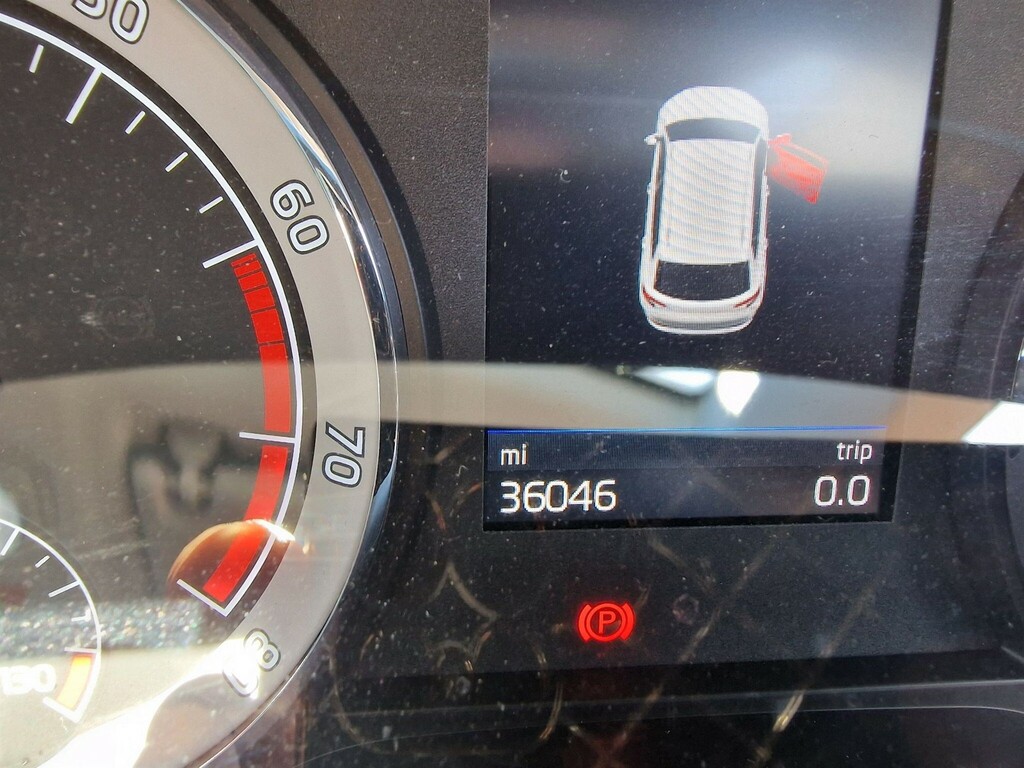 Skoda Karoq 1.5 Tsi Act Se Drive Dsg Euro 6 Ss LS70BWN #2