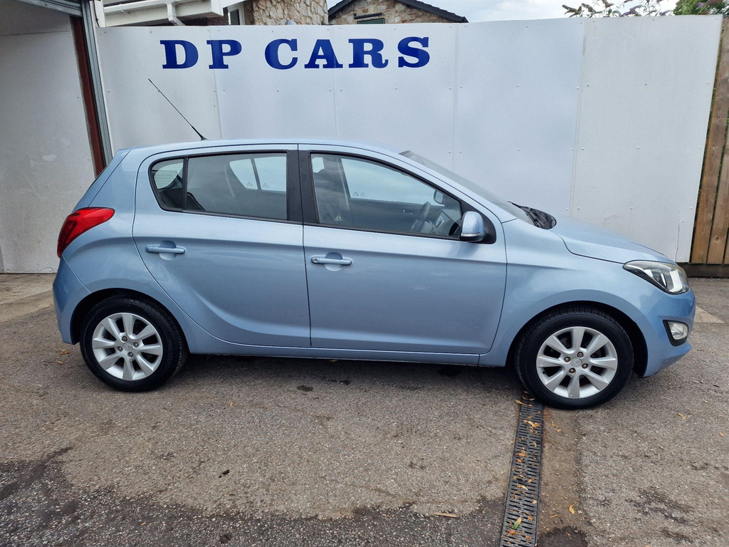 Hyundai I20 1.4 Active Euro 5 #2