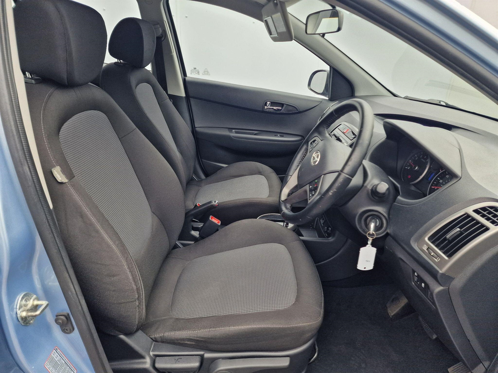 Hyundai I20 1.4 Active Euro 5 #6