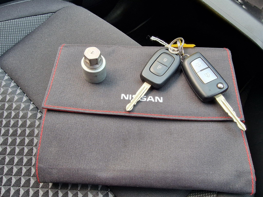 Nissan Micra Tekna Red #31