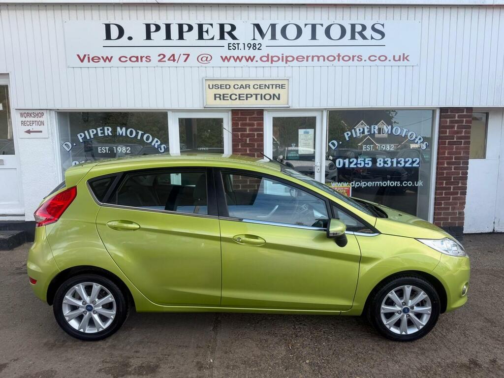 Ford Fiesta Hatchback 1.4 Zetec 201111 Green #2