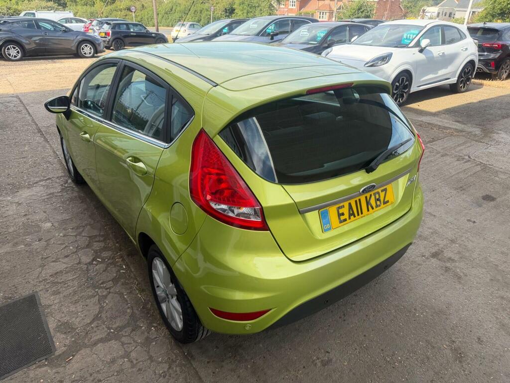 Ford Fiesta Hatchback 1.4 Zetec 201111 Green #5