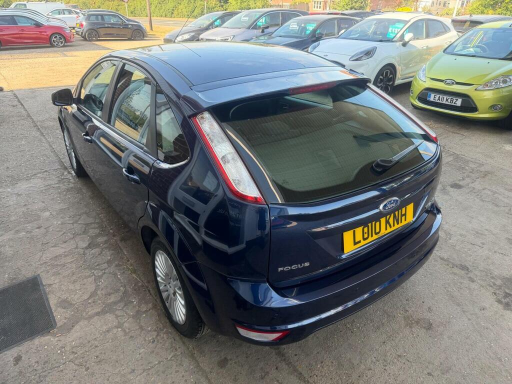 Ford Focus Hatchback 1.8 Titanium 201010 Blue #5