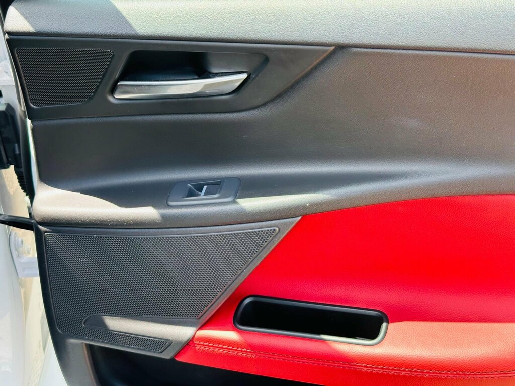 Jaguar XE 2.0 Gtdi R-sport Euro 6 S S White #35