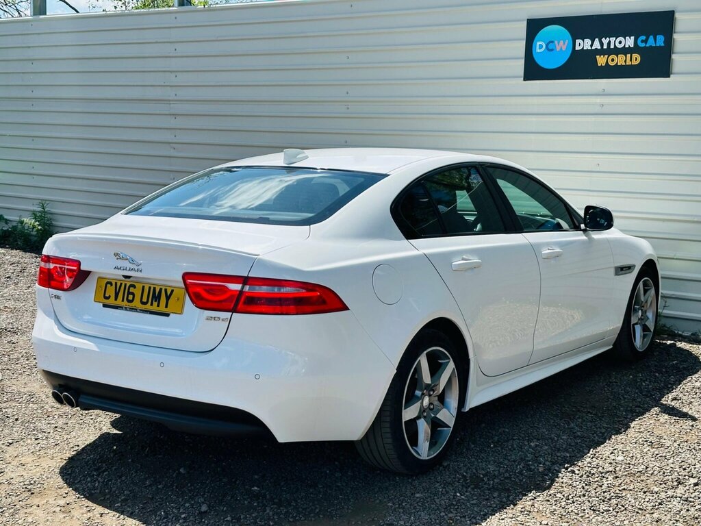 Jaguar XE 2.0 Gtdi R-sport Euro 6 S S White #15