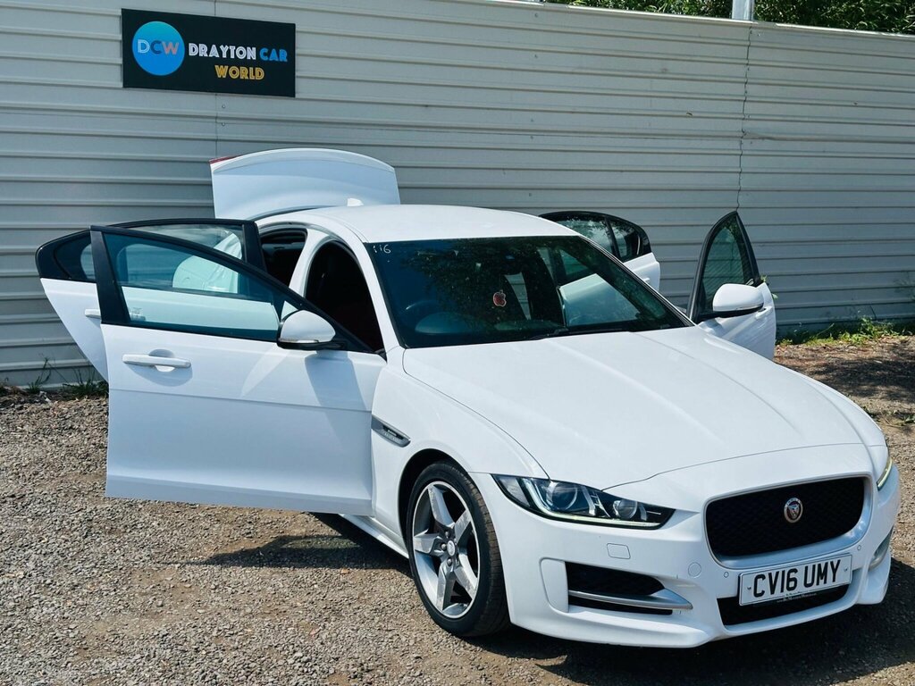Jaguar XE 2.0 Gtdi R-sport Euro 6 S S White #19