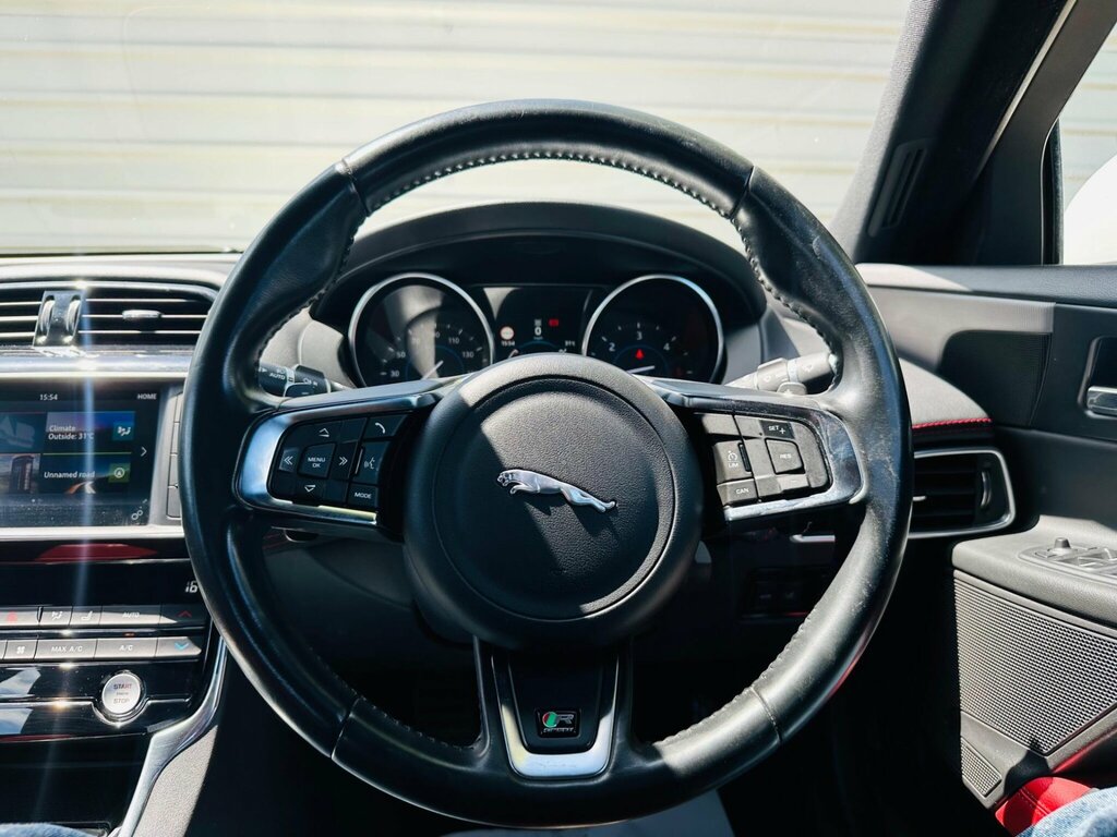 Jaguar XE 2.0 Gtdi R-sport Euro 6 S S White #46
