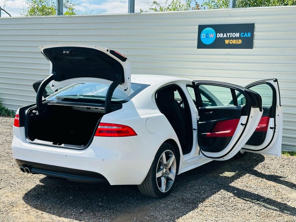 Jaguar XE 2.0 Gtdi R-sport Euro 6 S S White #27