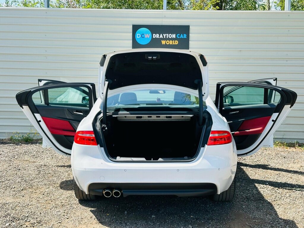 Jaguar XE 2.0 Gtdi R-sport Euro 6 S S White #23