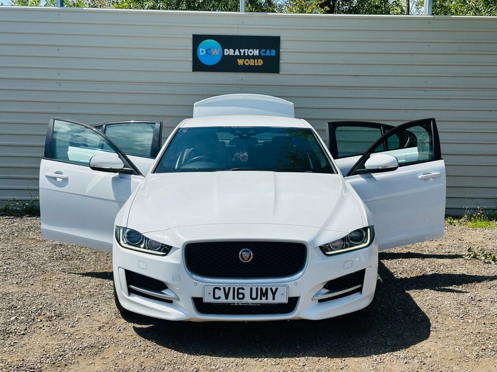Jaguar XE 2.0 Gtdi R-sport Euro 6 S S White #17