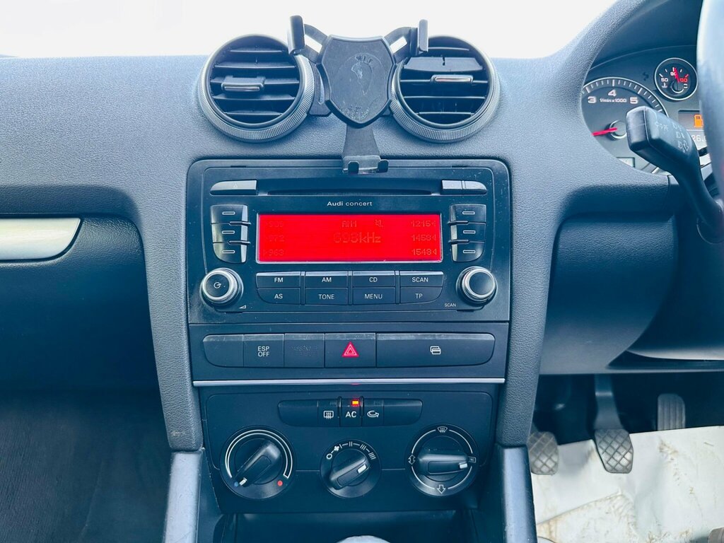 Audi A3 Hatchback 1.8 Grey #32