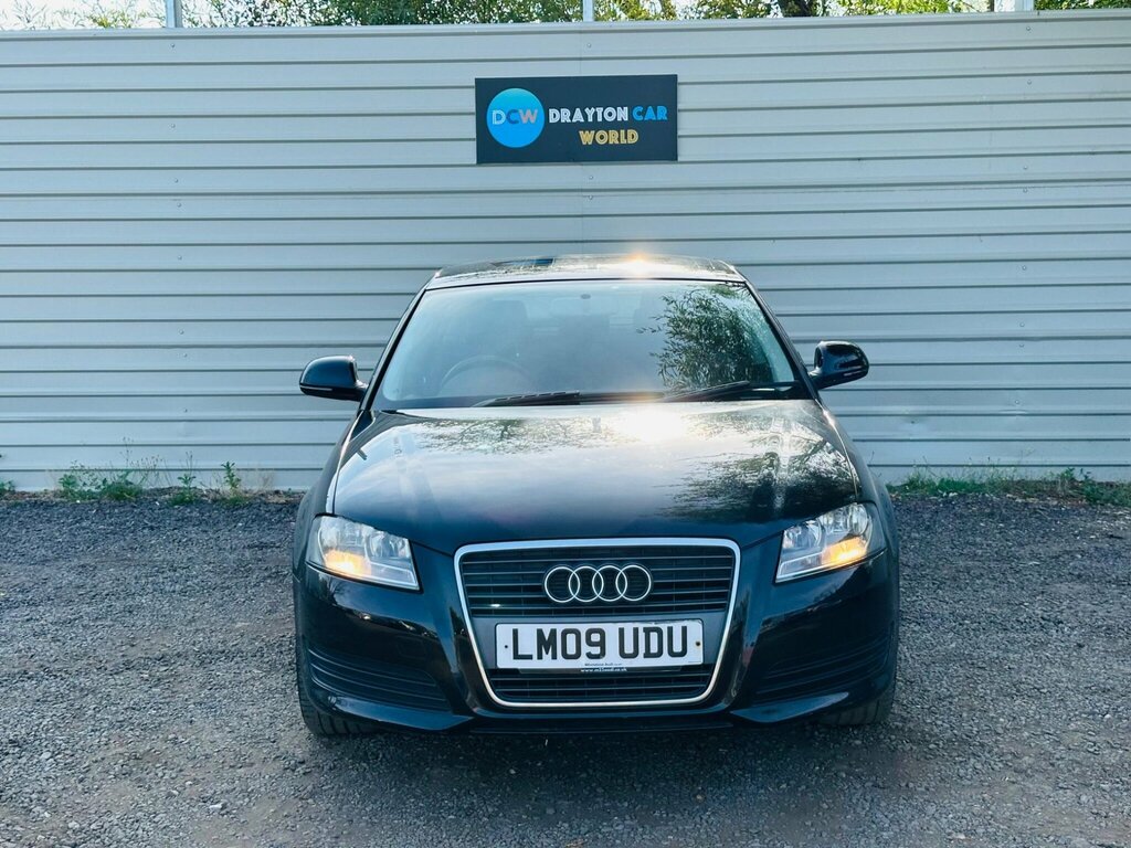Audi A3 1.6 Technik Sportback Euro 4 Black #2