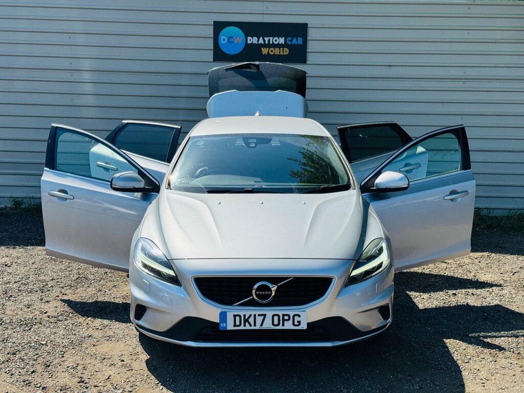 Volvo V40 2017 2.0 D3 R-design Nav Plus Hatchback White #12