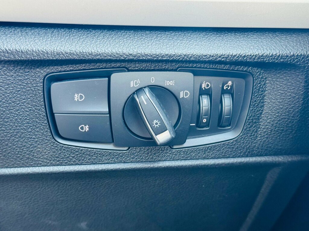 BMW 1 Series Hatchback 120D Blue #27