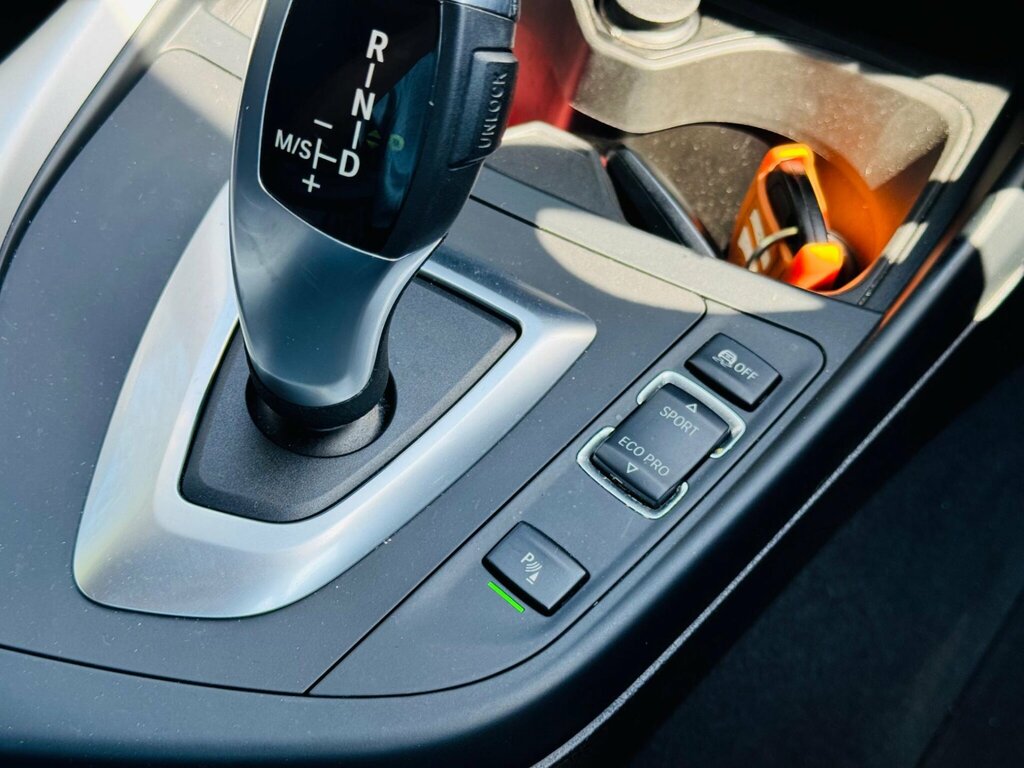 BMW 1 Series Hatchback 120D Blue #41