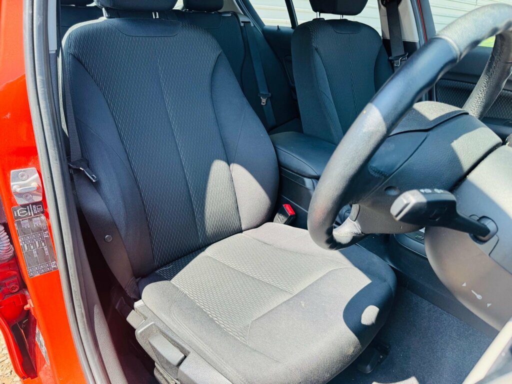 BMW 1 Series Hatchback 120D Blue #17