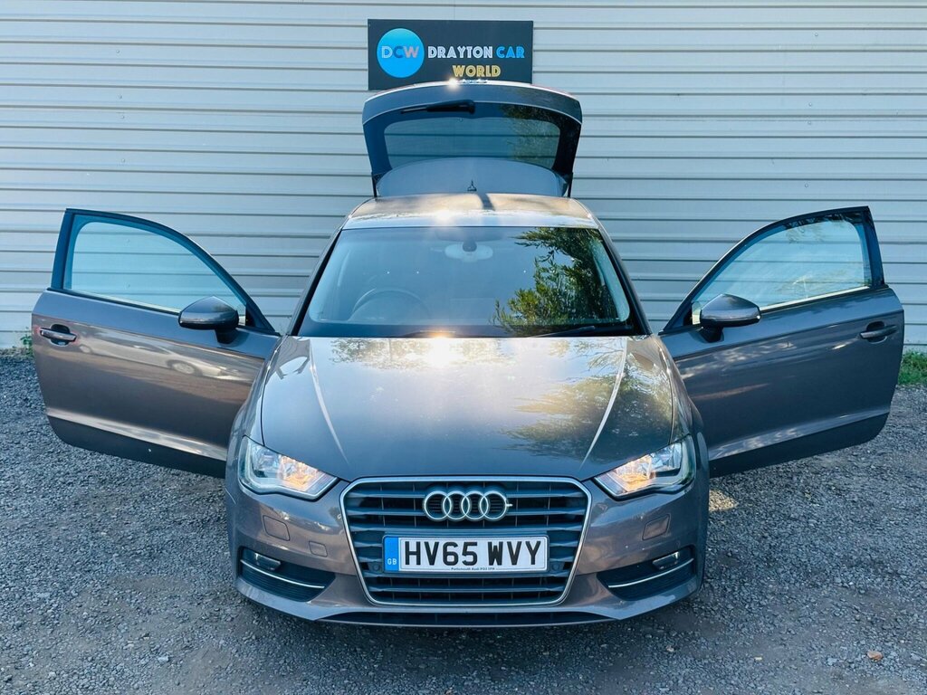 Audi A3 Hatchback 1.4 Black #12