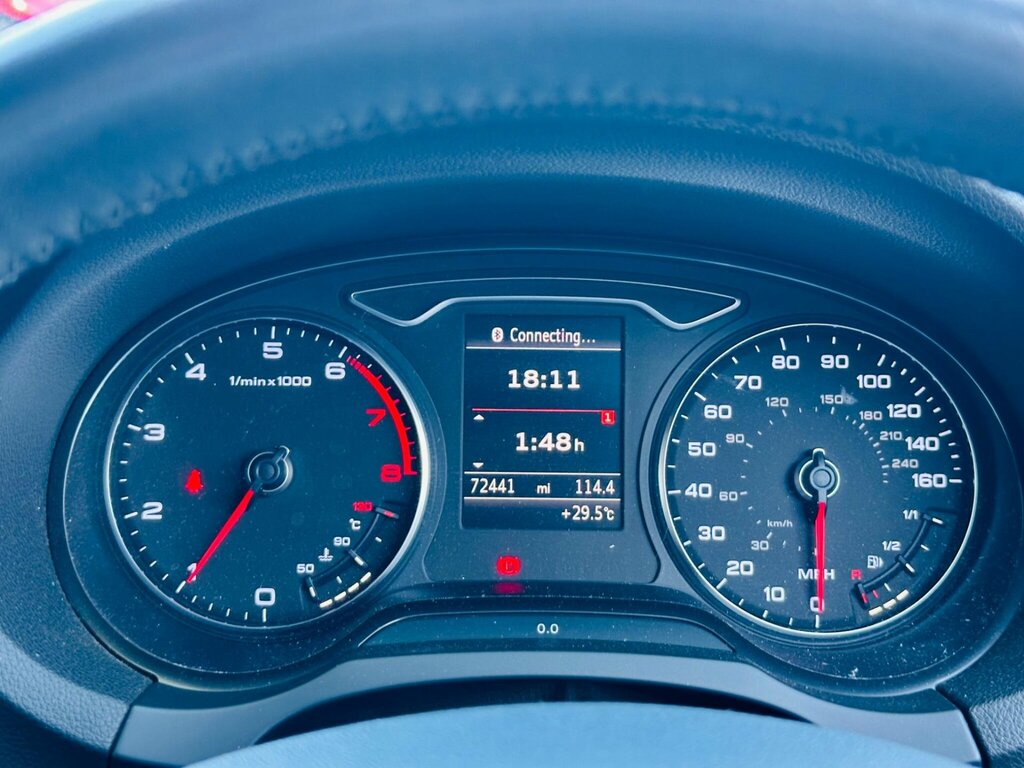 Audi A3 Hatchback 1.4 Black #32