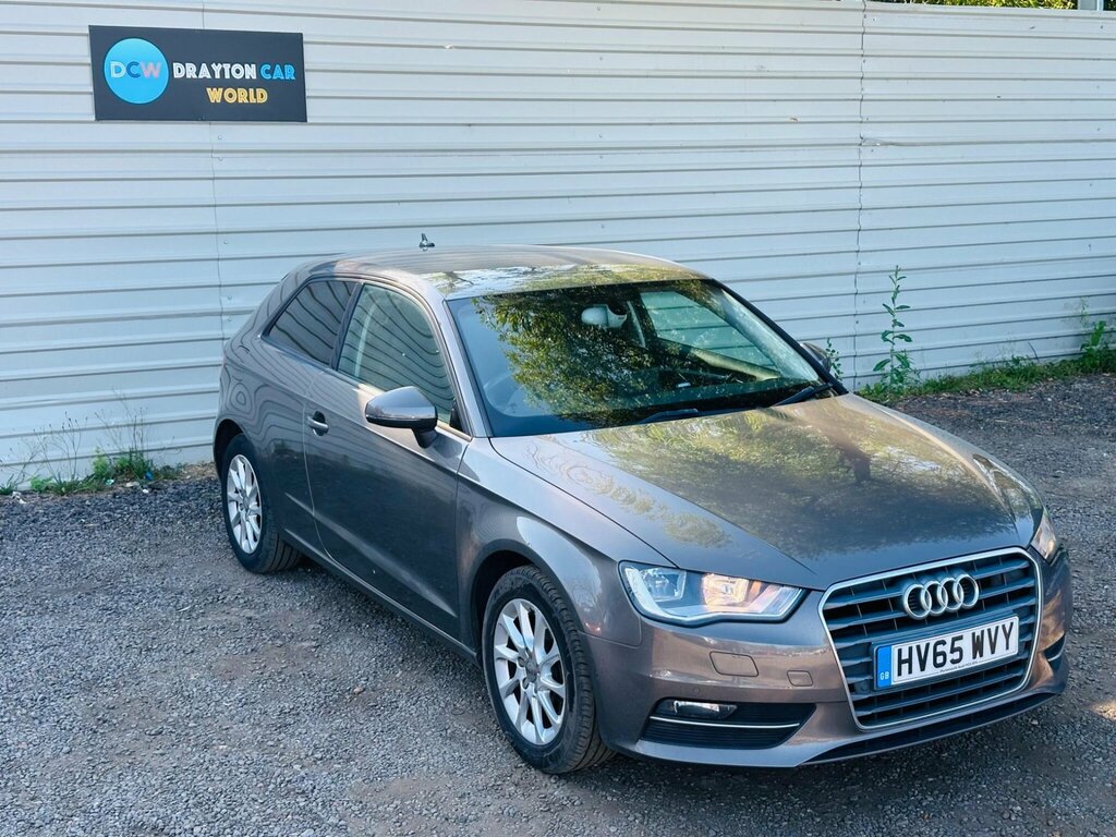 Audi A3 Hatchback 1.4 Black #4