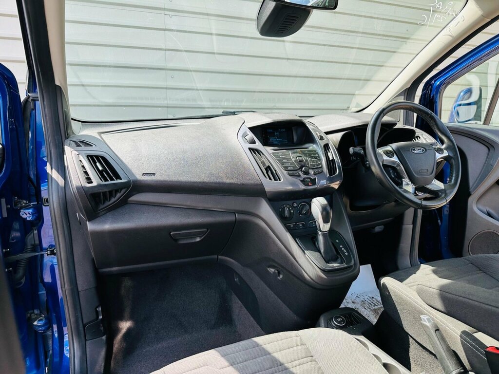 Ford Grand Tourneo Connect Blue #42
