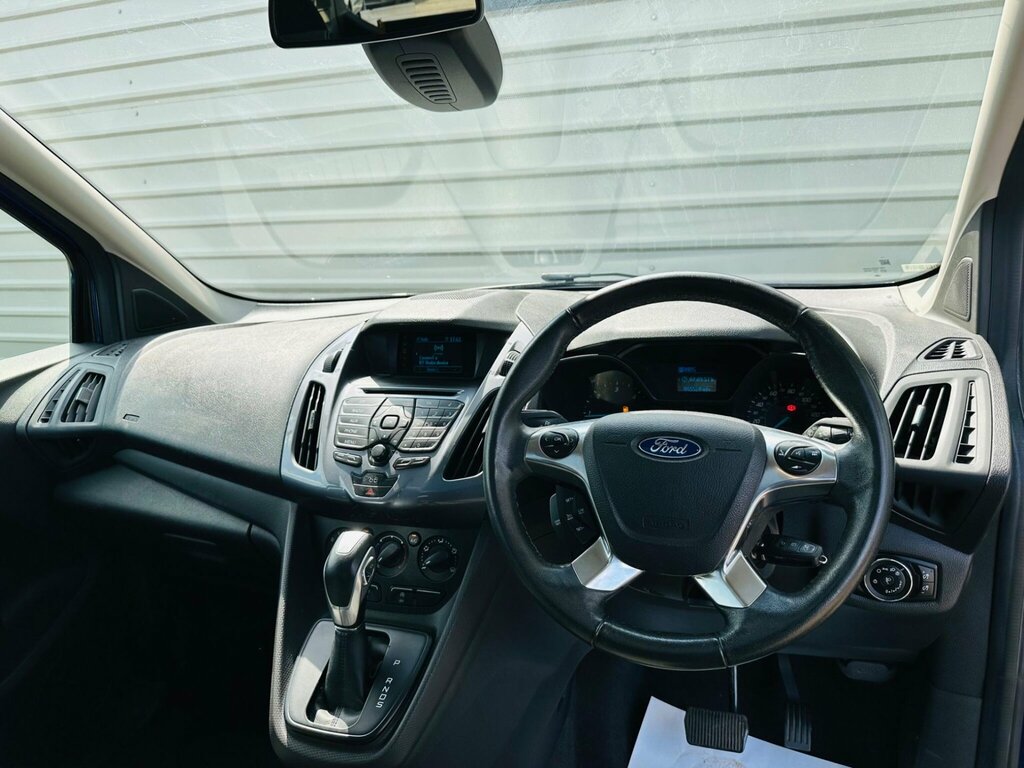 Ford Grand Tourneo Connect Blue #33