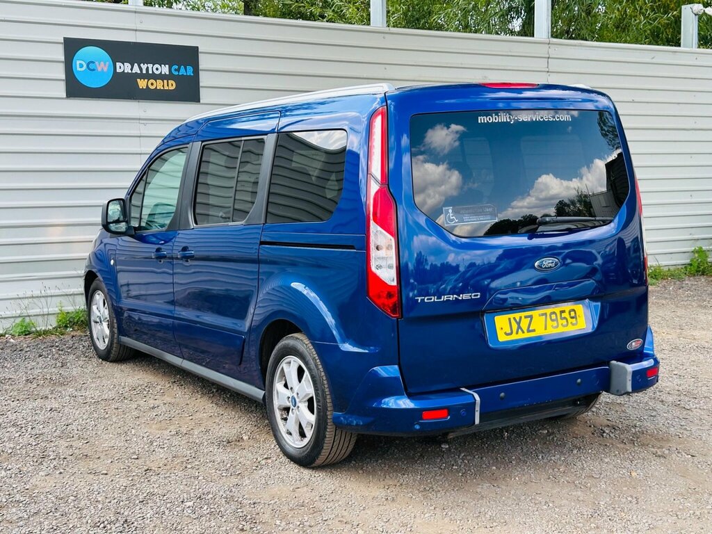 Ford Grand Tourneo Connect Blue #10