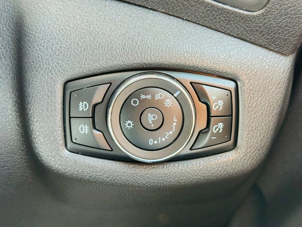 Ford Grand Tourneo Connect Blue #43