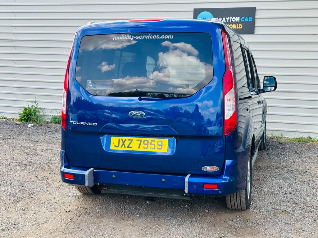 Ford Grand Tourneo Connect Blue #13