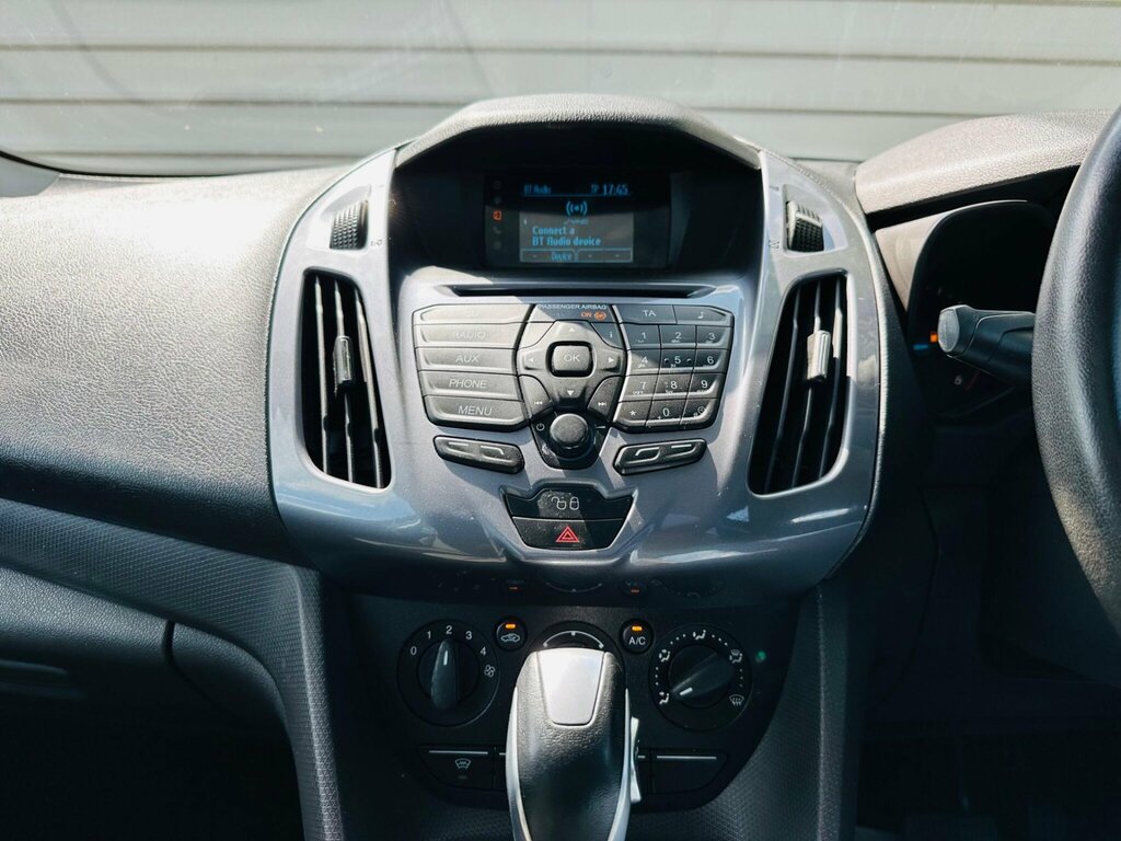 Ford Grand Tourneo Connect Blue #51