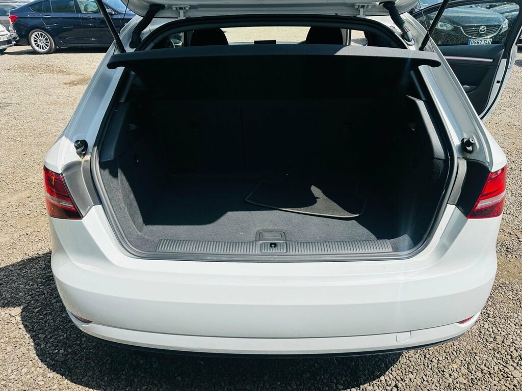 Audi A3 Sportback Tfsi Sport White #25