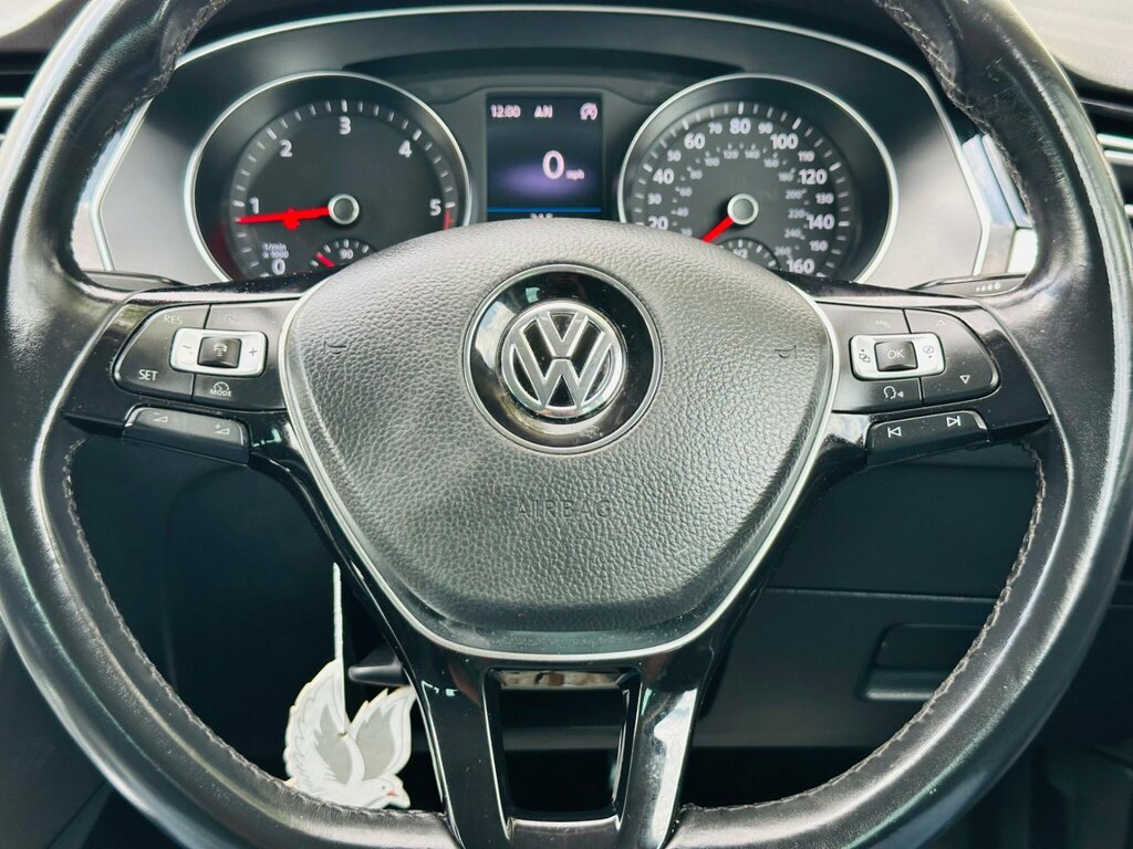 Volkswagen Passat Gt Black #50