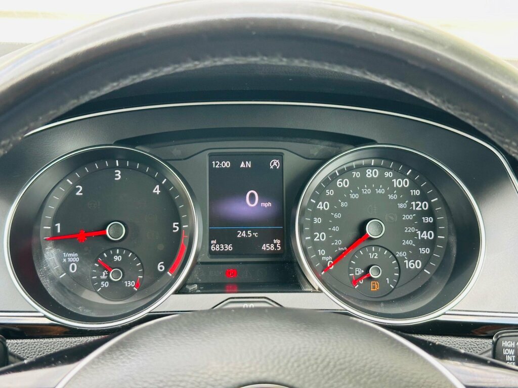 Volkswagen Passat Gt Black #47