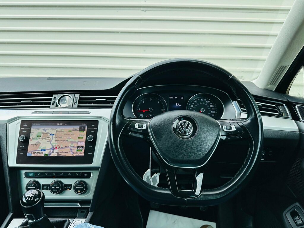 Volkswagen Passat Gt Black #45