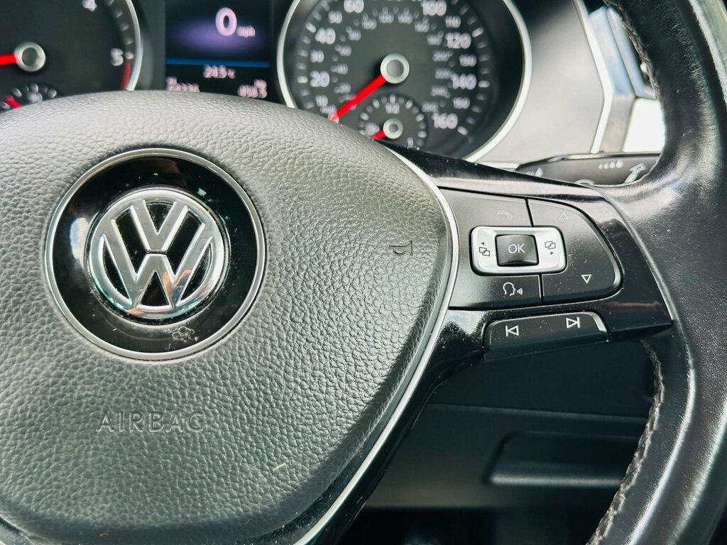Volkswagen Passat Gt Black #49