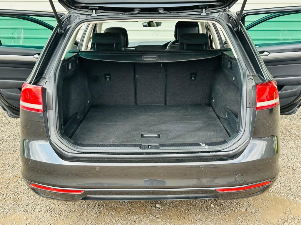 Volkswagen Passat Gt Black #29