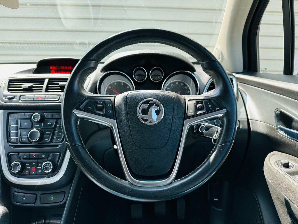 Vauxhall Mokka Suv White #46