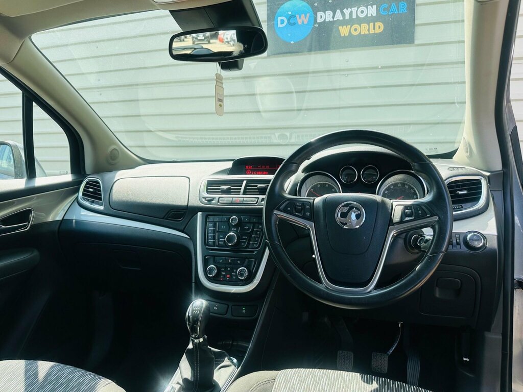 Vauxhall Mokka Suv White #33